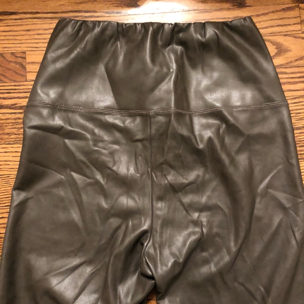 SOLD- Wilfred Free Daria Pant - Picture 6 of 8